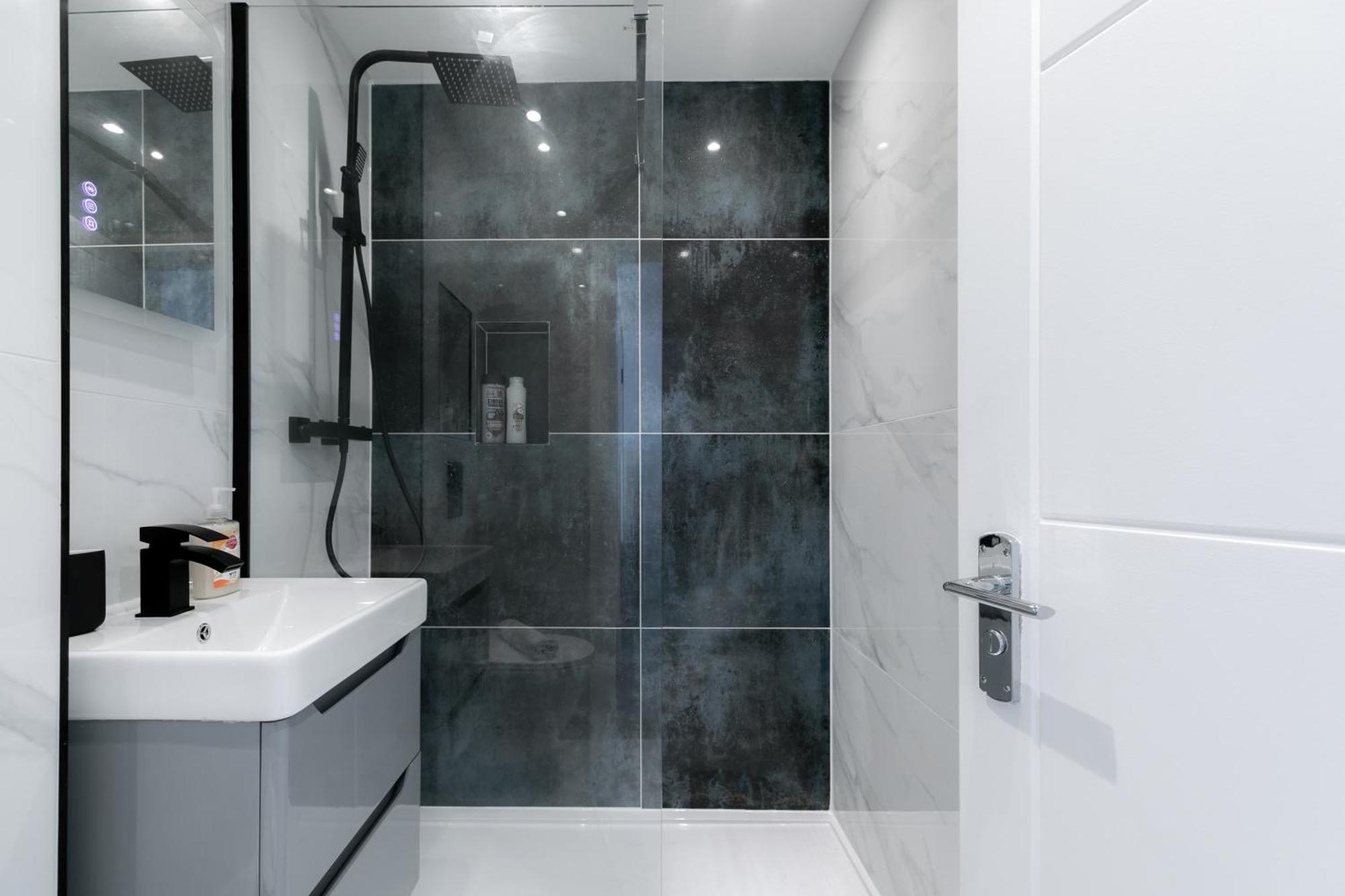 לונדון Comfortable Apartments Near Harrods מראה חיצוני תמונה
